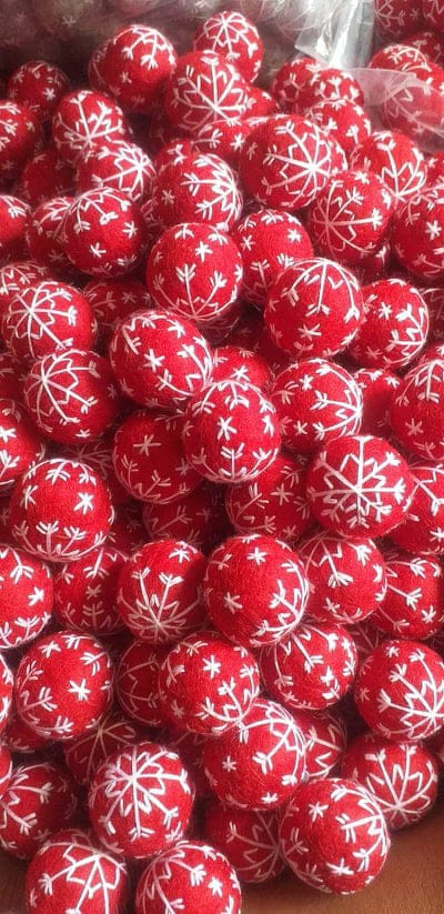Handcrafted Felt Woolen Decorated Balls (Set of 10 balls)